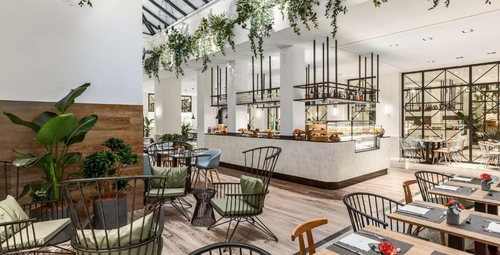 NH City Centre Amsterdam 4*