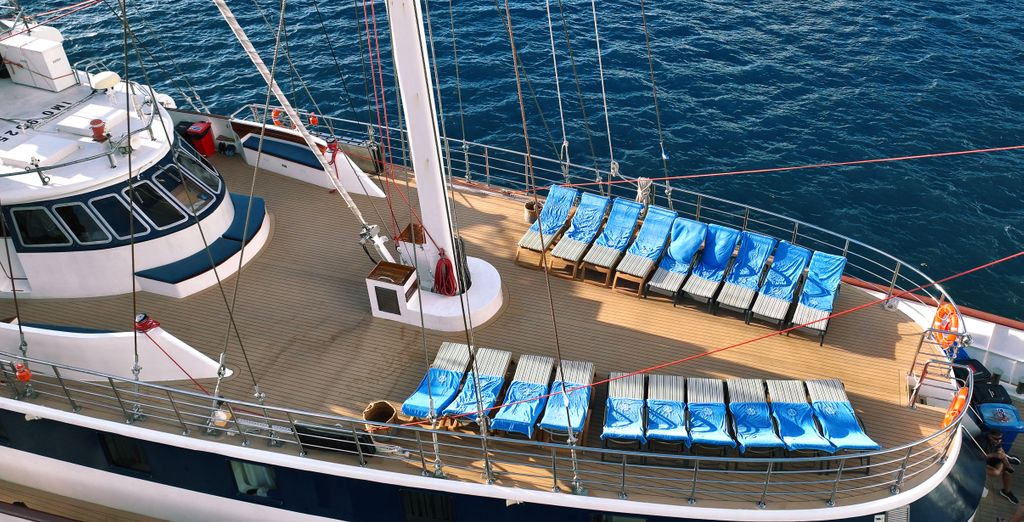 Crociera di 7 notti tra le Isole della Società e Te Moana Tahiti Resort 4*