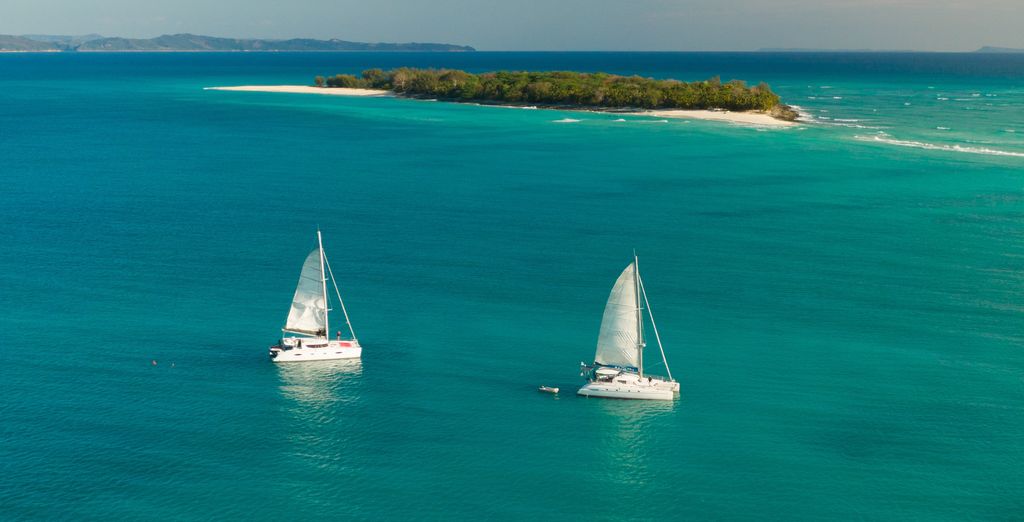 Exora Beach Hotel 4* con crociera in catamarano di 3 notti