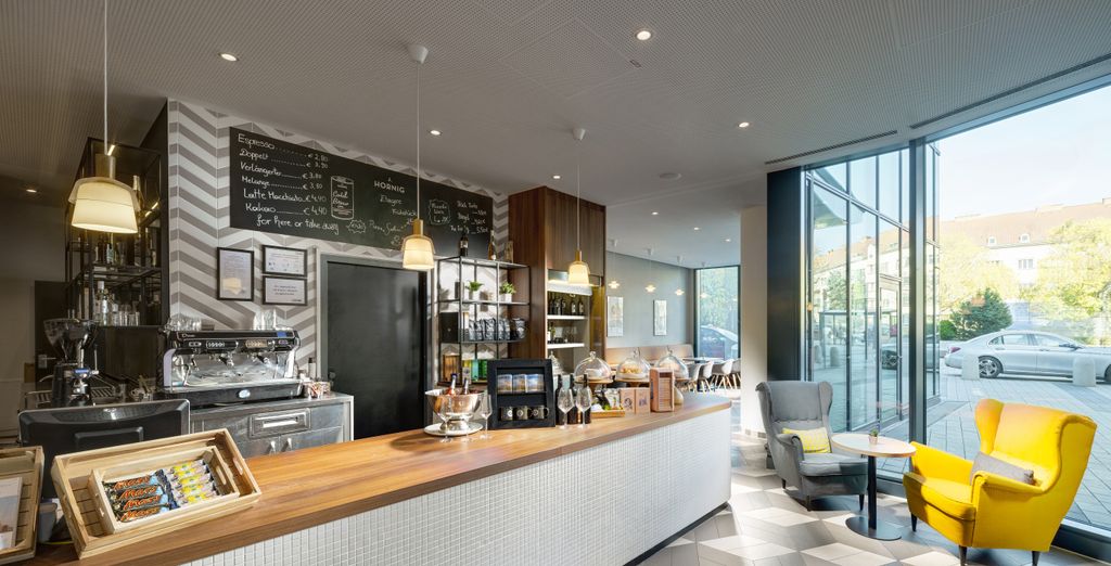 Clarion Hotel Vienna South 4*