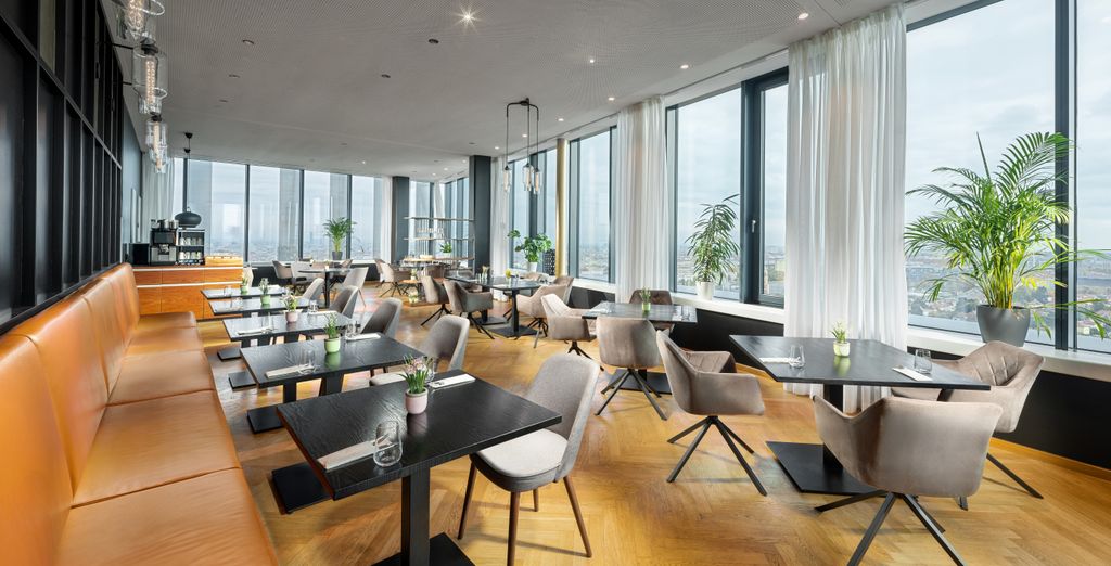 Clarion Hotel Vienna South 4*
