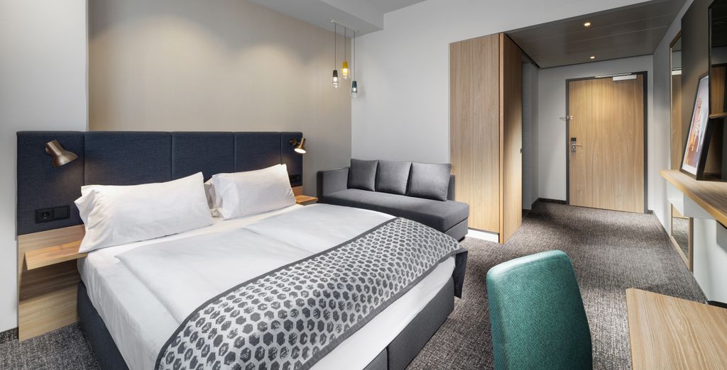 Clarion Hotel Vienna South 4*
