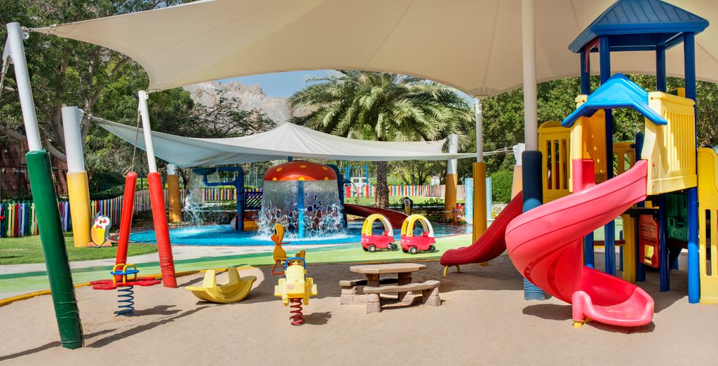 Le Méridien Al Aqah Beach Resort 5*
