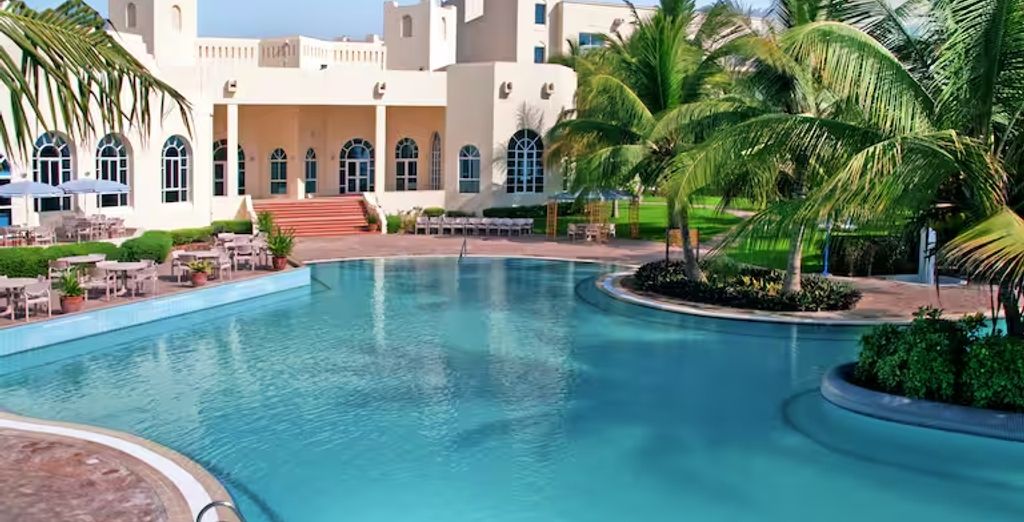 Radisson Hotel Muscat Panorama 4* con possibile estensione a Salalah