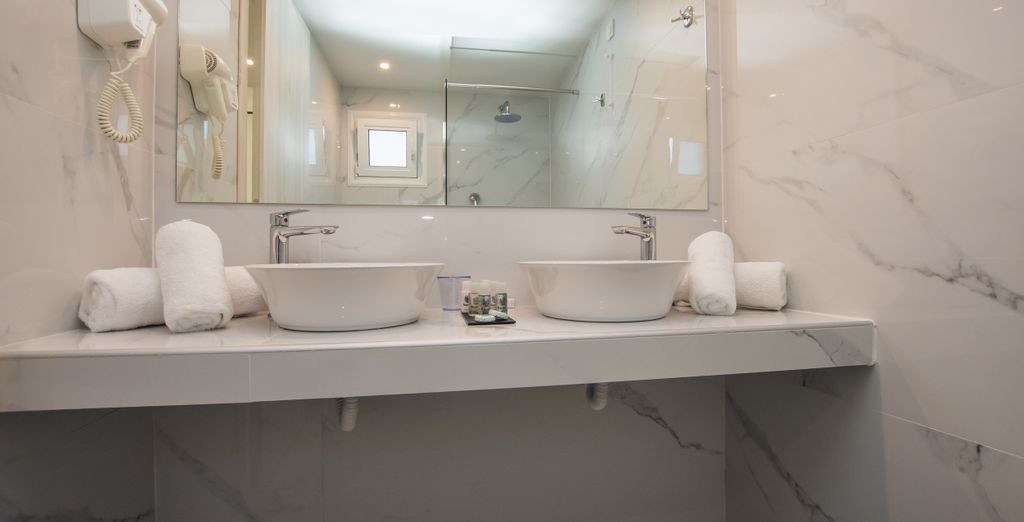 Golden Coast Resort 4*