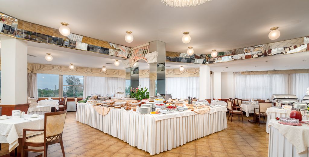 Hotel Universal 4*