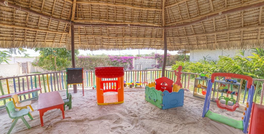 Karafuu Beach Resort And Spa 5*
