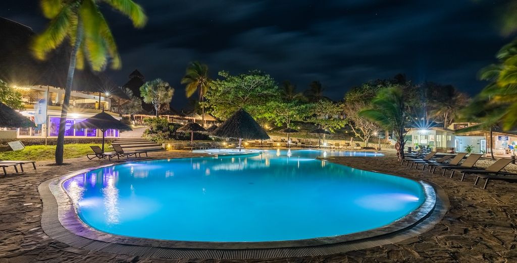 Karafuu Beach Resort And Spa 5*