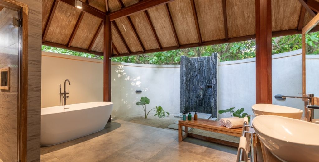Dhigufaru Island Resort 5*