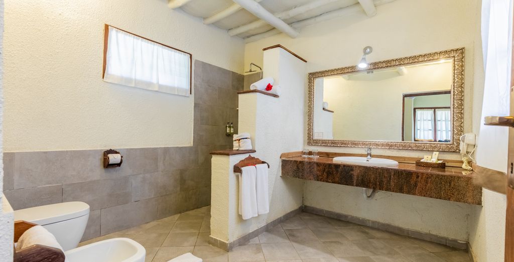 Karafuu Beach Resort & Spa 5*
