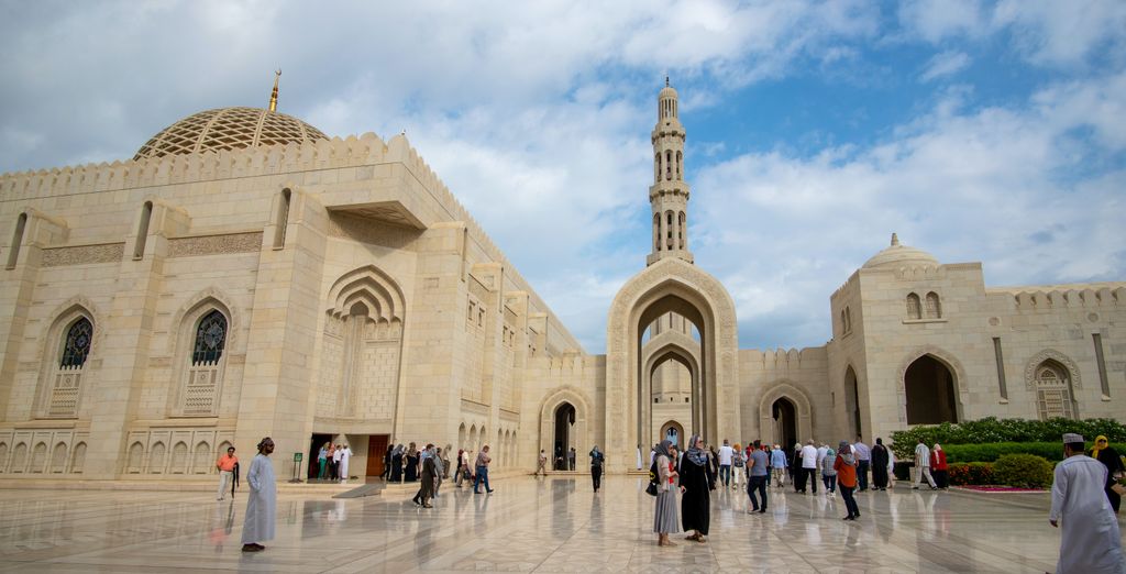 Wyndham Garden Muscat Al Khuwair 4* 