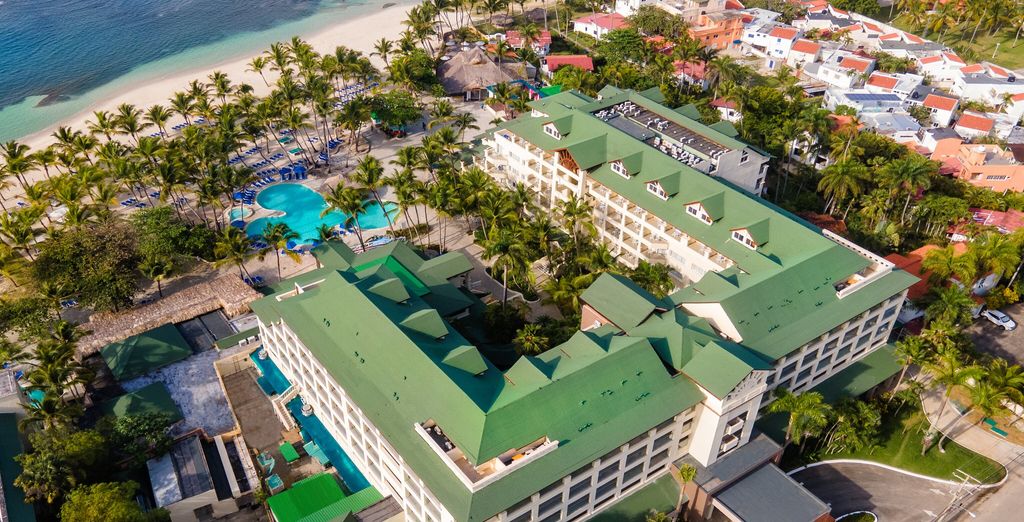 Coral Costa Caribe Beach Resort 4*