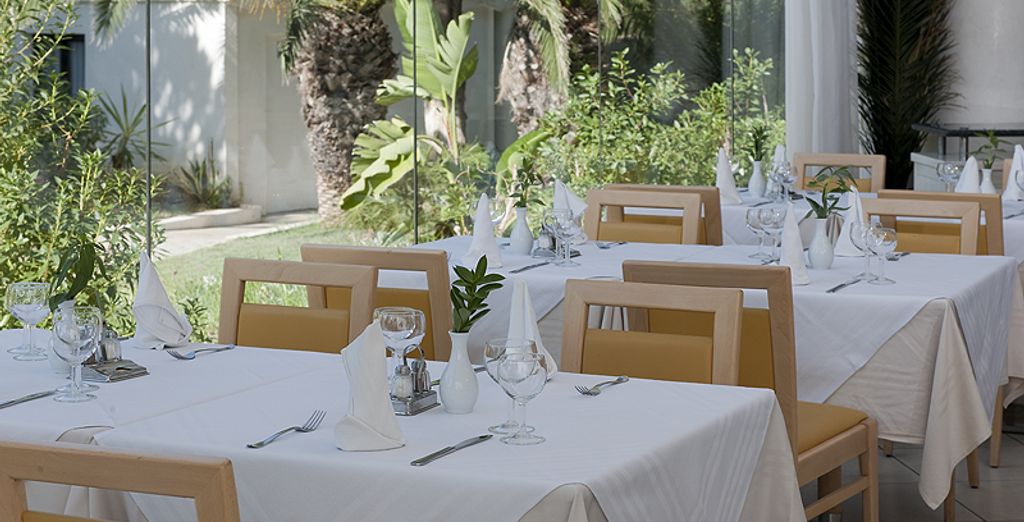 Hotel Sentido Phenicia 4*