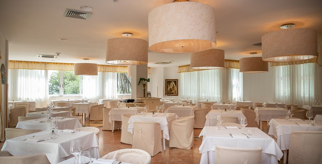 Apulia Hotel Baia Dei Faraglioni 4* 