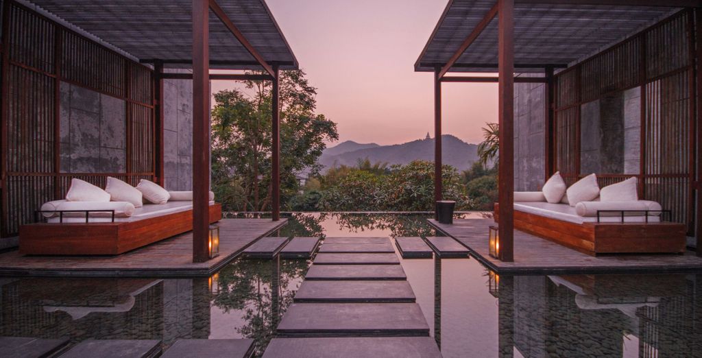 Radisson Suites Bangkok Sukhumvit 4*, Veranda High Resort Chiang Mai MGallery 5*, Sea Seeker Krabi Resort 4* o Sofitel Krabi 5*