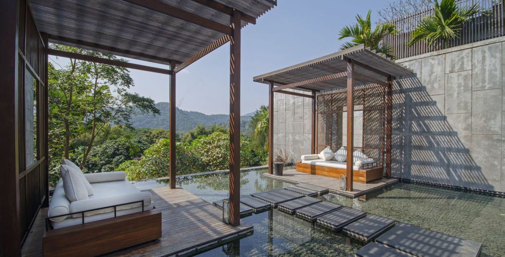 Radisson Suites Bangkok Sukhumvit 4*, Veranda High Resort Chiang Mai MGallery 5*, Sea Seeker Krabi Resort 4* o Sofitel Krabi 5*