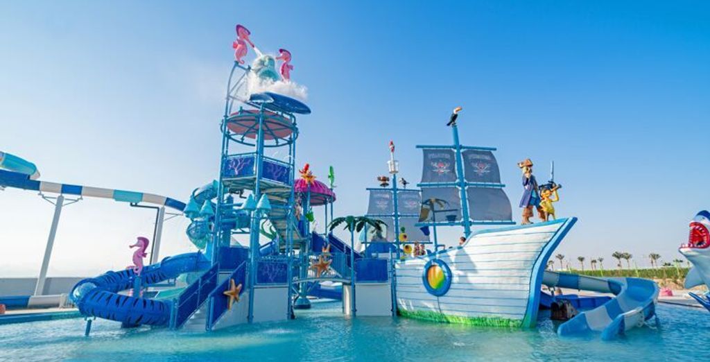Movenpick Waterpak Resort & Spa Soma Bay 5*