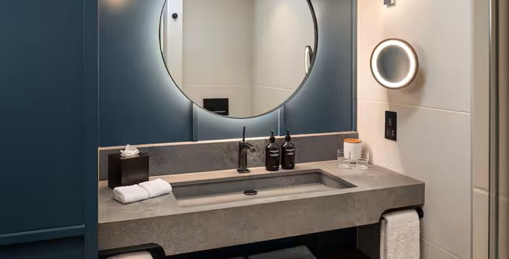 The Gantry London, Curio Collection by Hilton 4* 