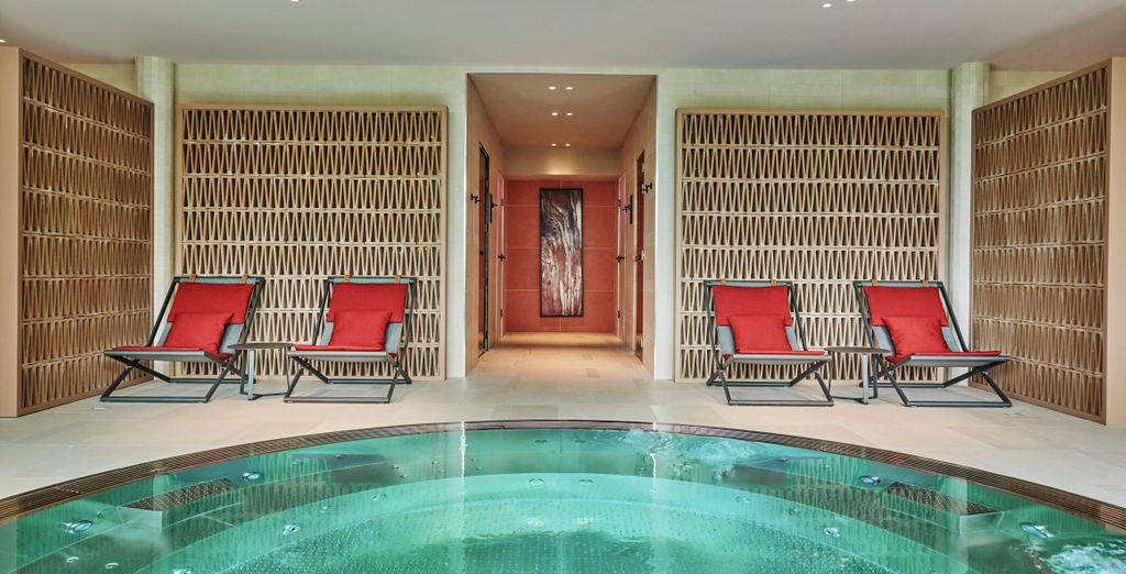 Château Hôtel Grand Barrail 5*