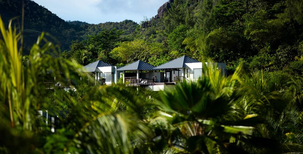 Raffles Seychelles 5* con possibile rpre-estensione a Dubai 5*
