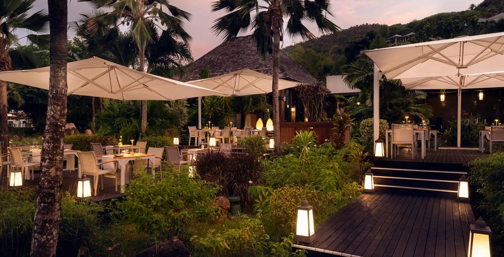 Raffles Seychelles 5* con possibile rpre-estensione a Dubai 5*