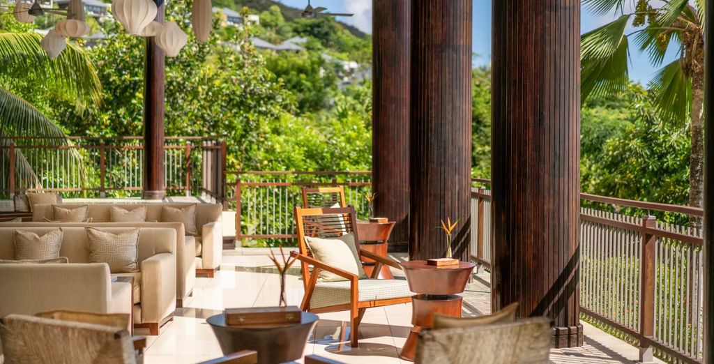 Raffles Seychelles 5* con possibile rpre-estensione a Dubai 5*