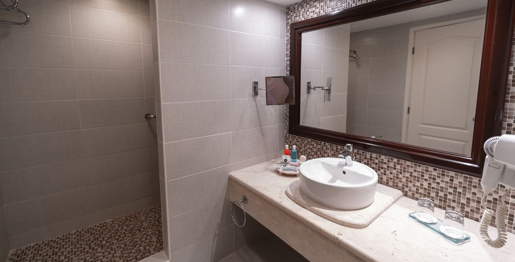 Combinado Casa Particular y Resonance Blu Varadero 5*