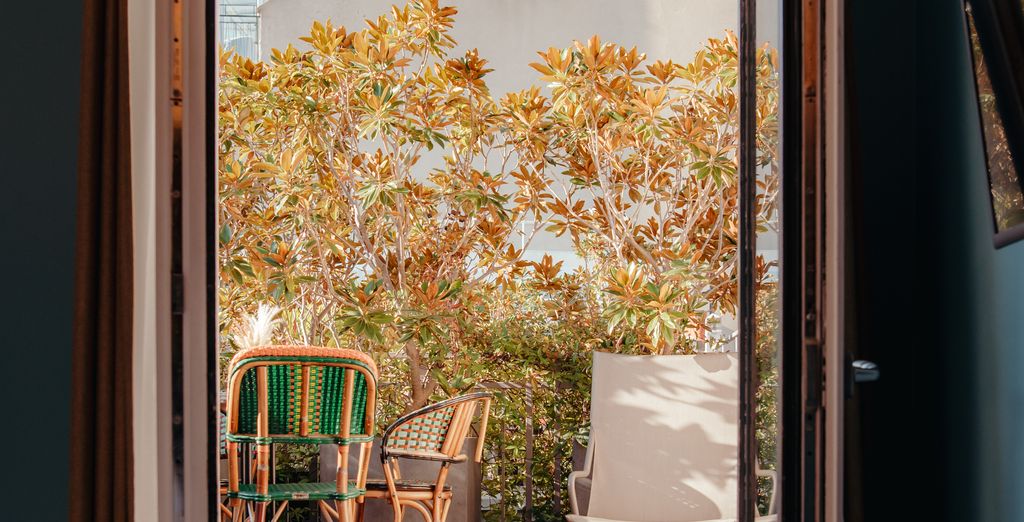 Hotel Eiffel Blomet 4*