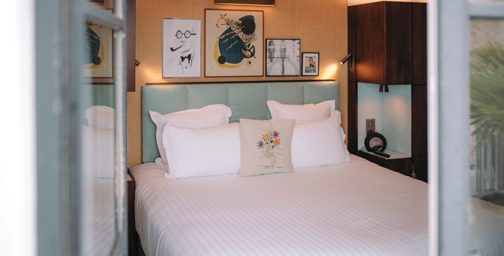 Hotel Eiffel Blomet 4*