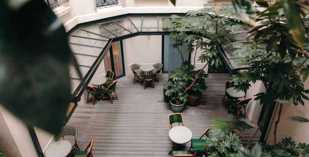 Hotel Eiffel Blomet 4*