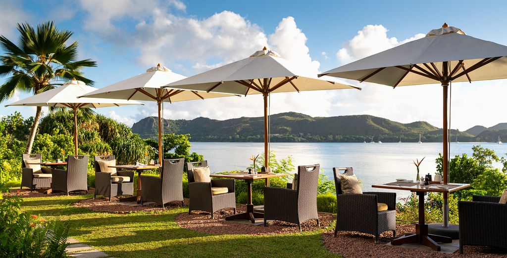 Raffles Seychelles 5* con possibile rpre-estensione a Dubai 5*