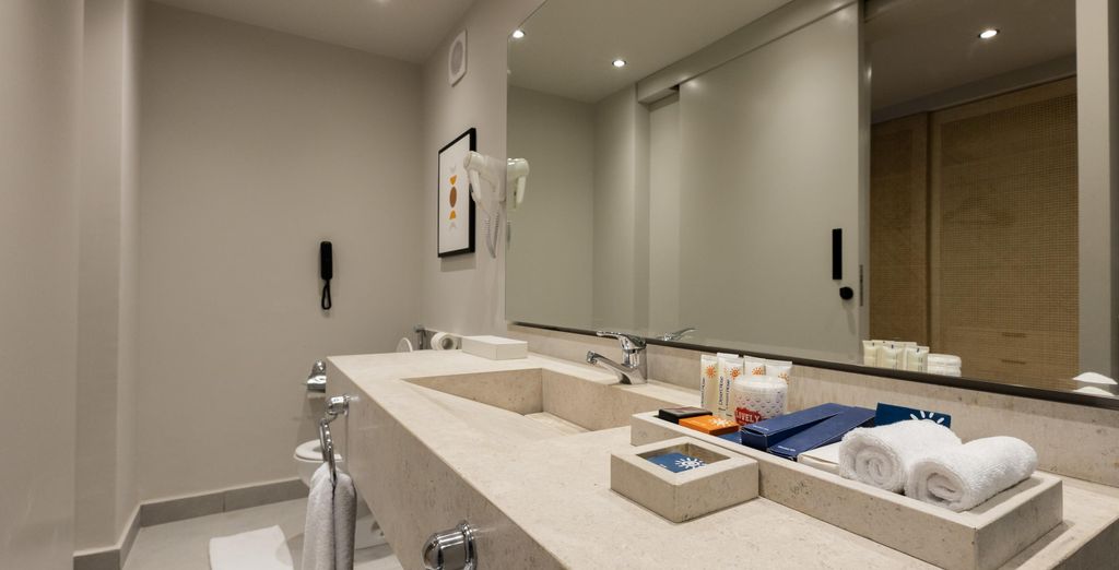 Desert Rose Resort 5*