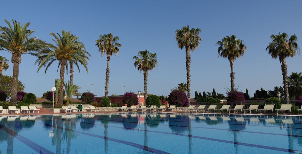 Hotel Baia Samuele 4*
