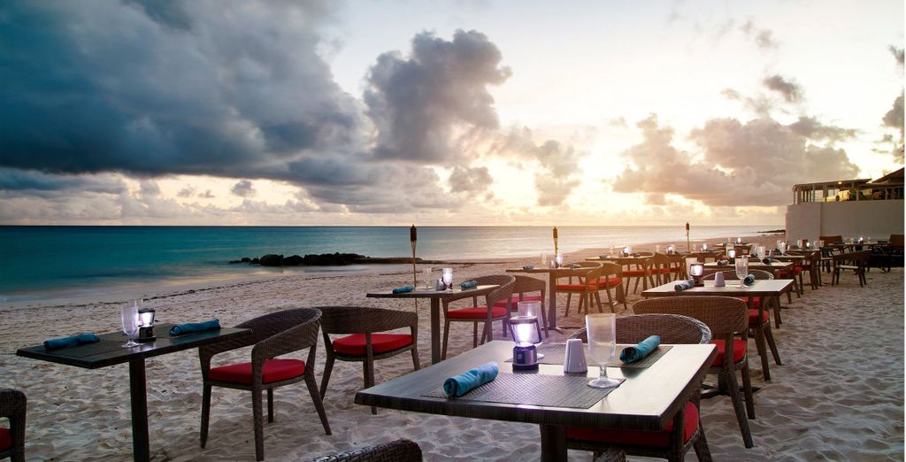Sea Breeze Beach House All Inclusive by Ocean Hotels 4*