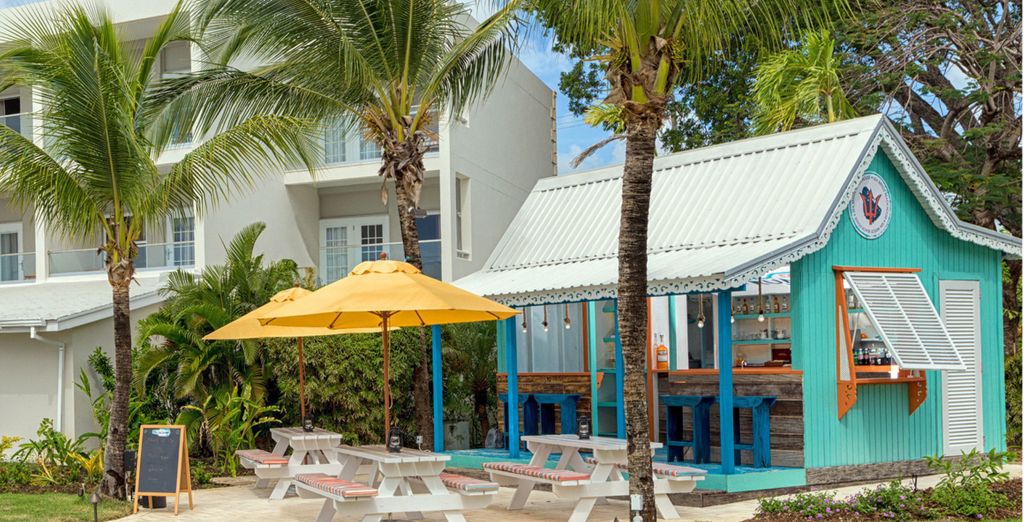 Sea Breeze Beach House All Inclusive by Ocean Hotels 4*