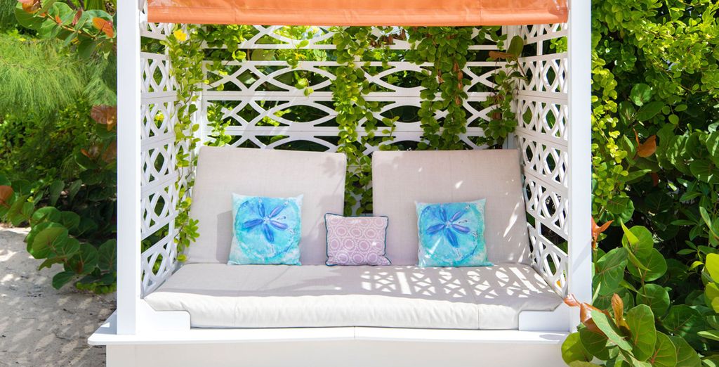 Sea Breeze Beach House All Inclusive by Ocean Hotels 4*