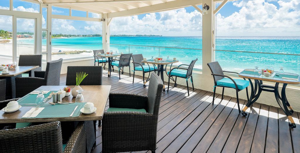 Sea Breeze Beach House All Inclusive by Ocean Hotels 4*