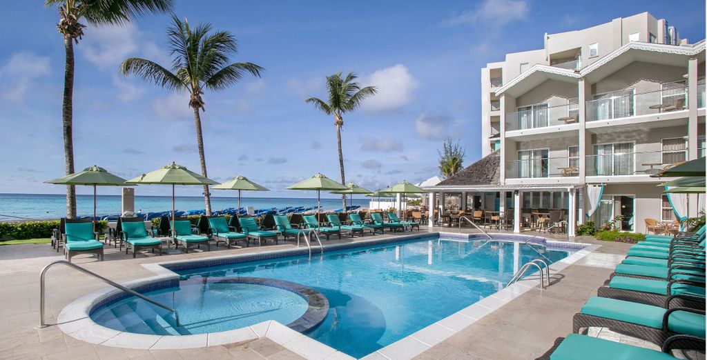 Sea Breeze Beach House All Inclusive by Ocean Hotels 4*