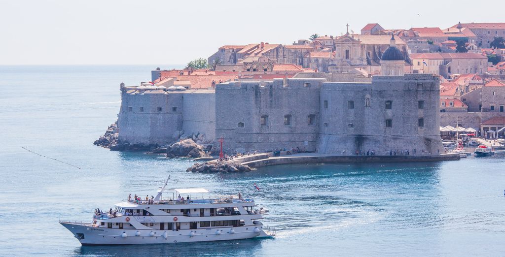 Crociera: Un viaggio da sogno tra perle del Mediterraneo