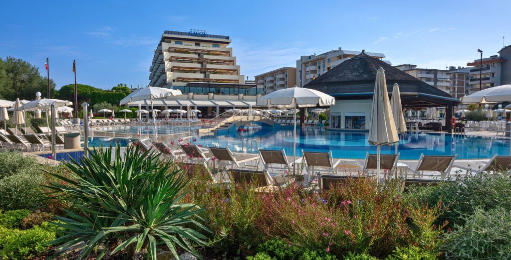 Savoy Beach Hotel & Thermal Spa 5*