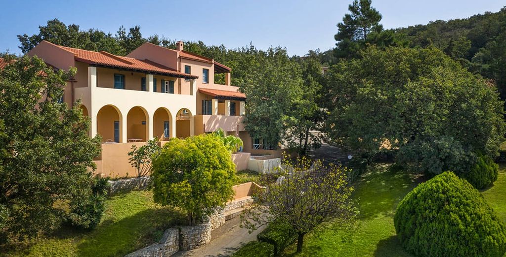 Century Resort Corfu 4*