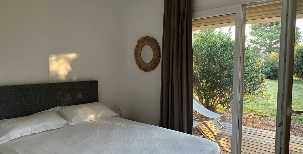 Residence Fiori di Cala Rossa con volo o Sardinia Ferries