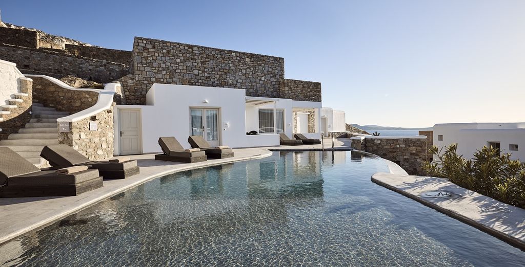 Amazon Mykonos Resort & Spa 5*