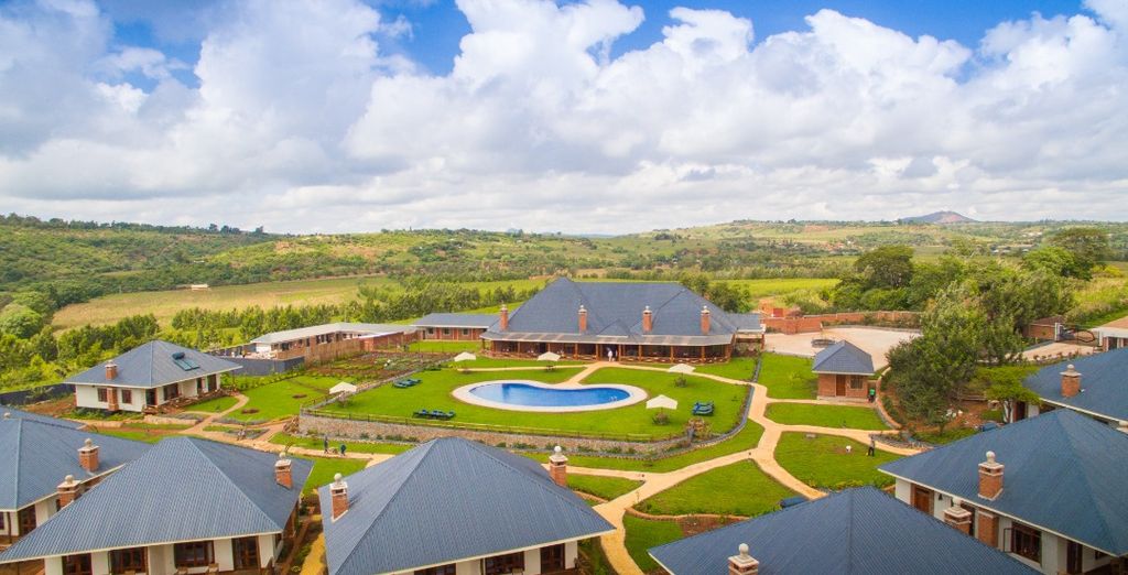 Safari da 3 a 6 notti con estensione all'AHG Hisia Nungwi Hotel 4*