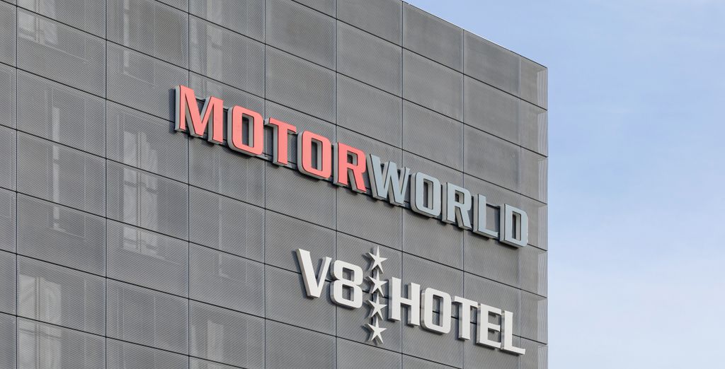 V8 Hotel Köln at MOTORWORLD 4*