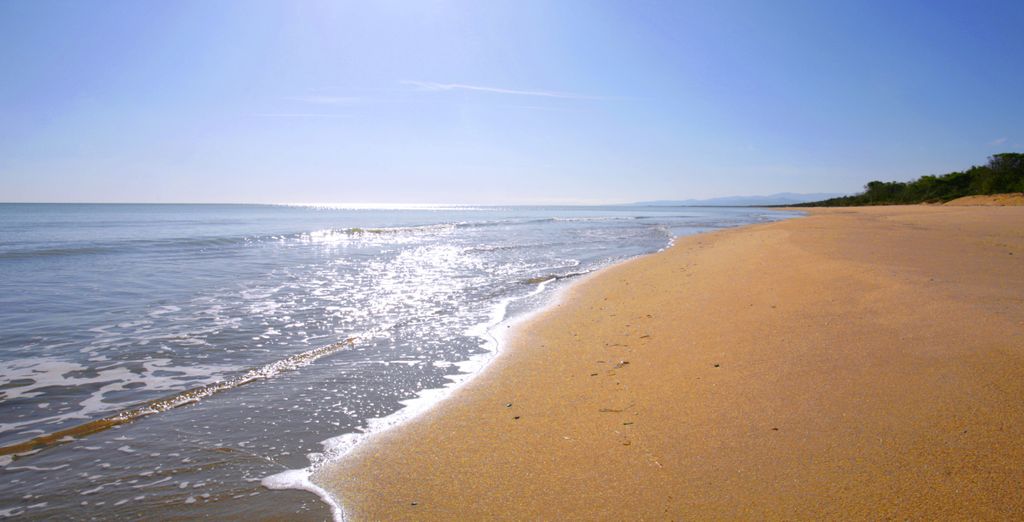 Akiris Holiday Village 4*