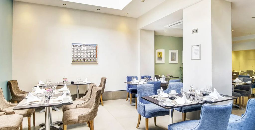 Gem Strathmore Hotel 4*