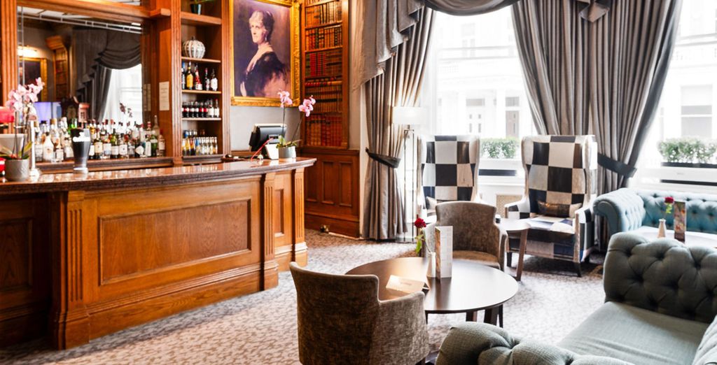 Gem Strathmore Hotel 4*