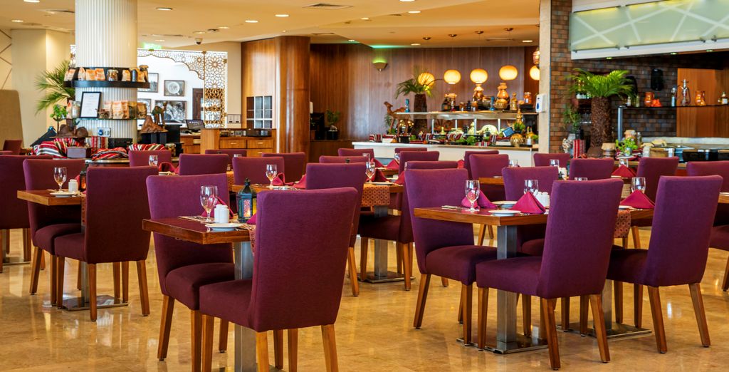 Yas Plaza Hotels 4*