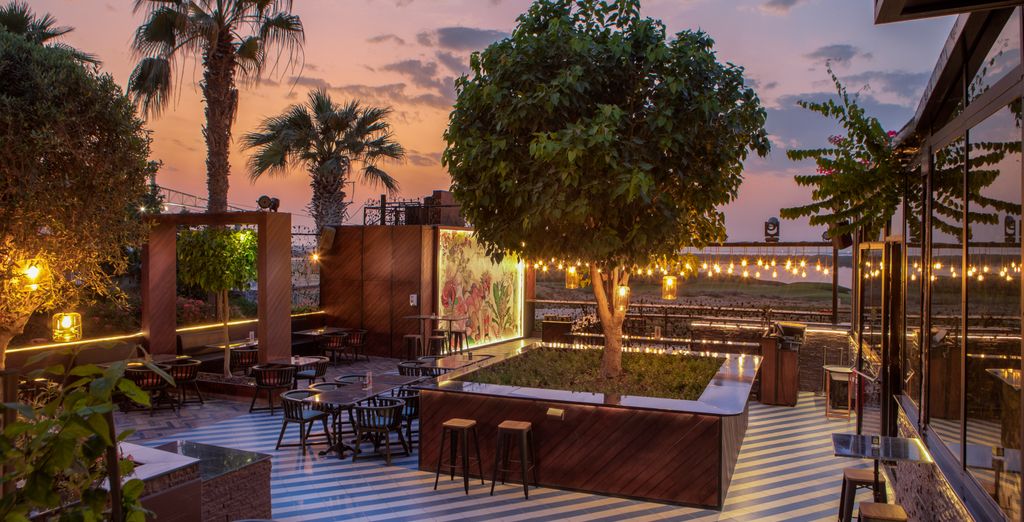 Yas Plaza Hotels 4*